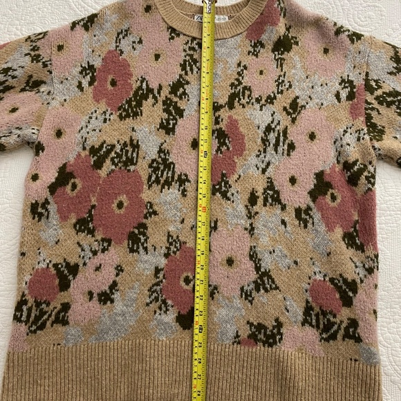 Oversized Zara Knit Sweater - Size L - Heavy Sweater - Warm - Pretty - Picture 11 of 12